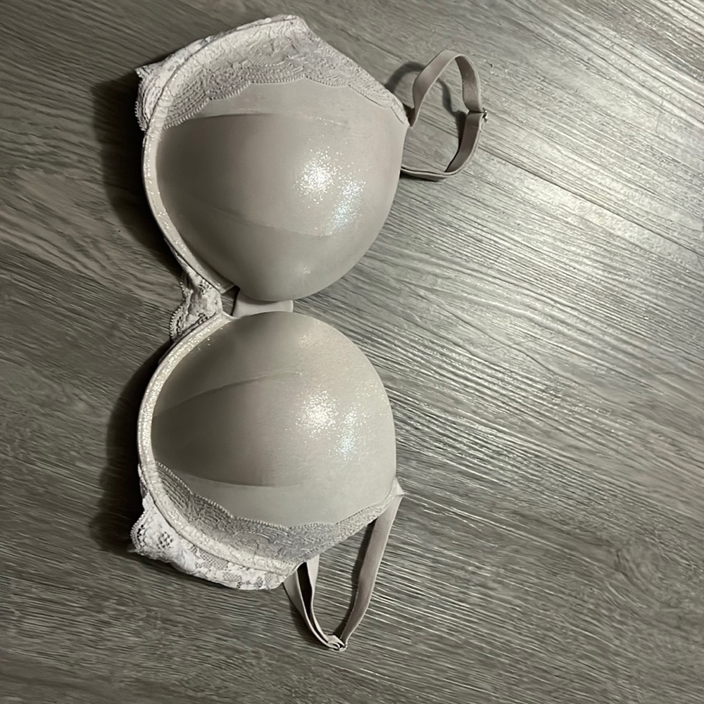 Victoria Secret Push Up Bra